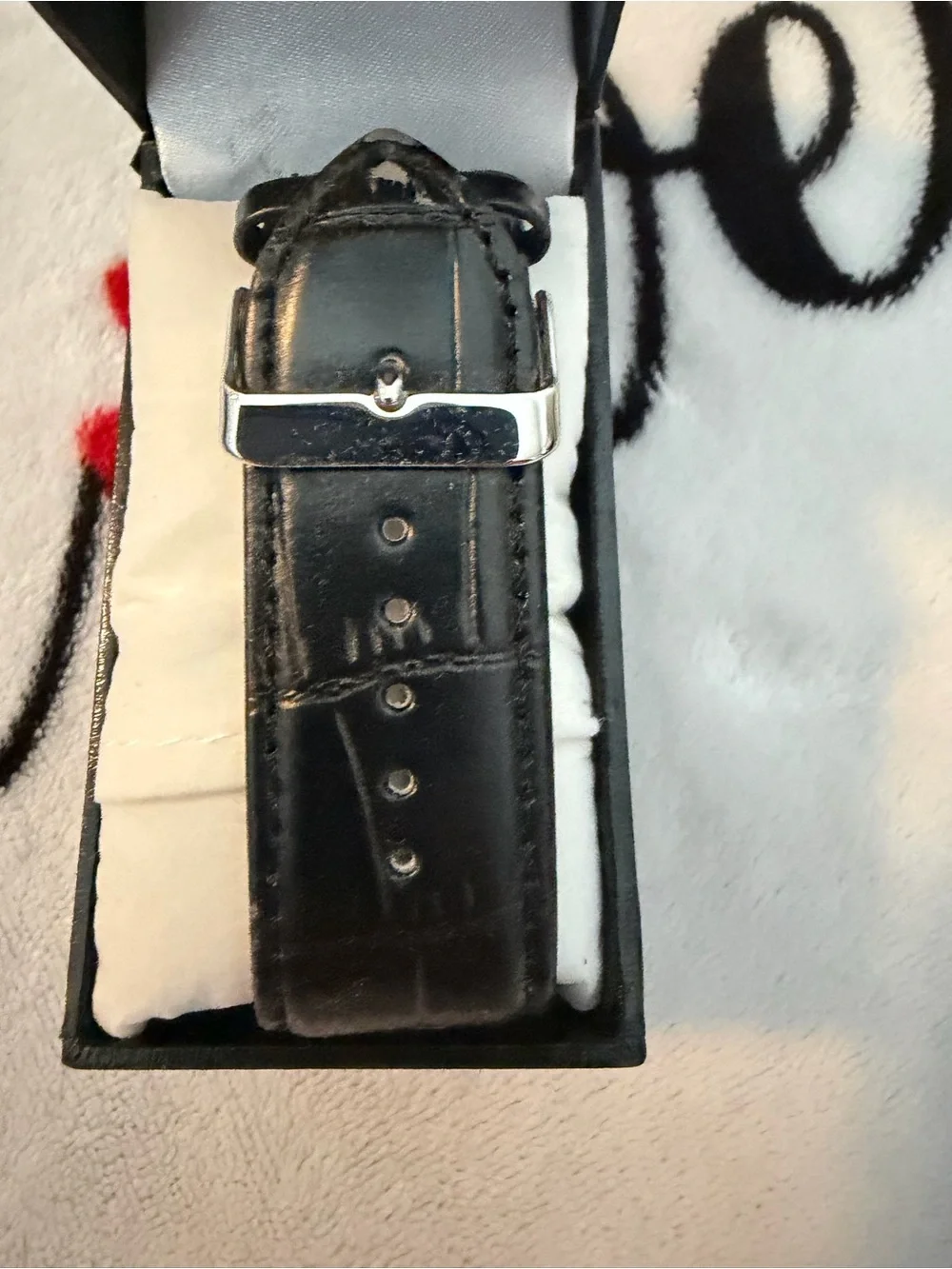 Vernier Men's Black Leather Watch with NYC skyline very unique